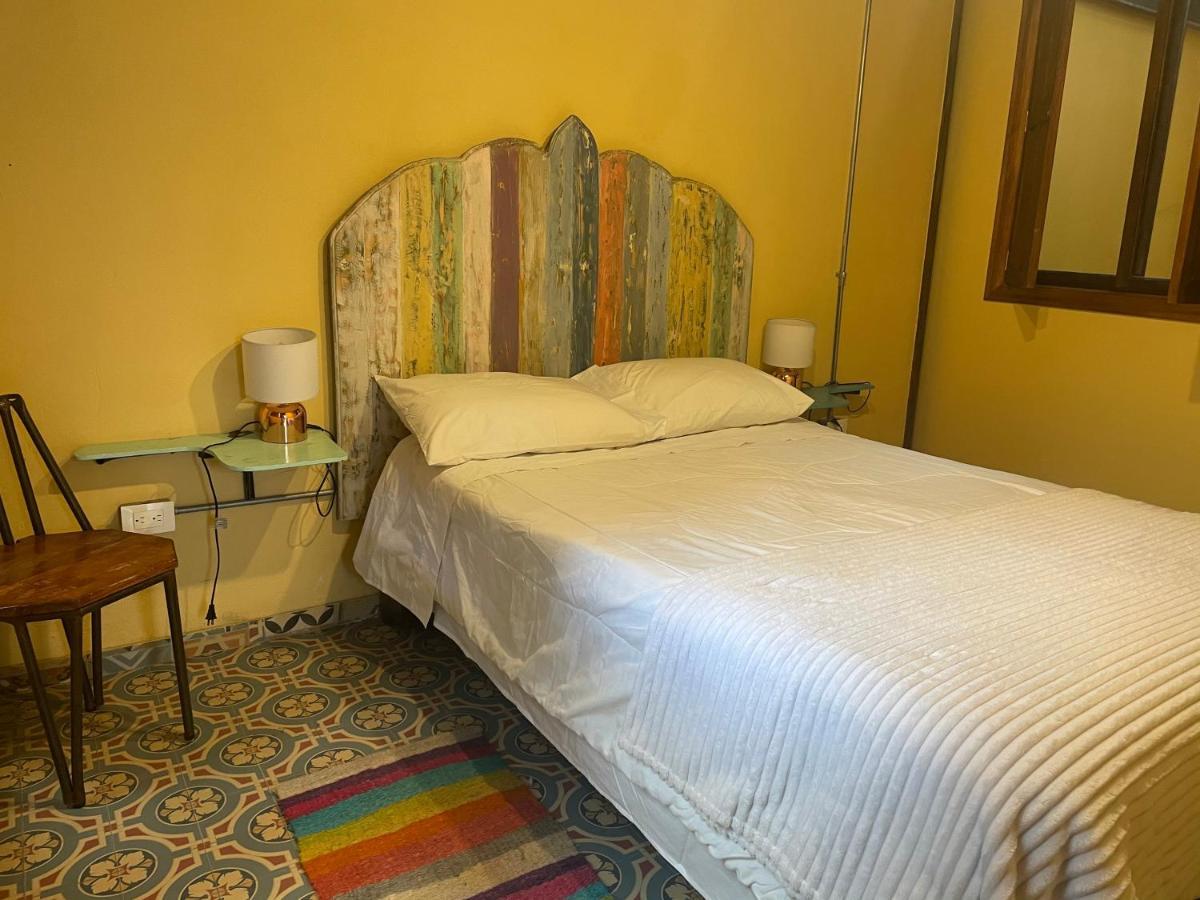 Hostal Casa Astromelia Bogota Luaran gambar