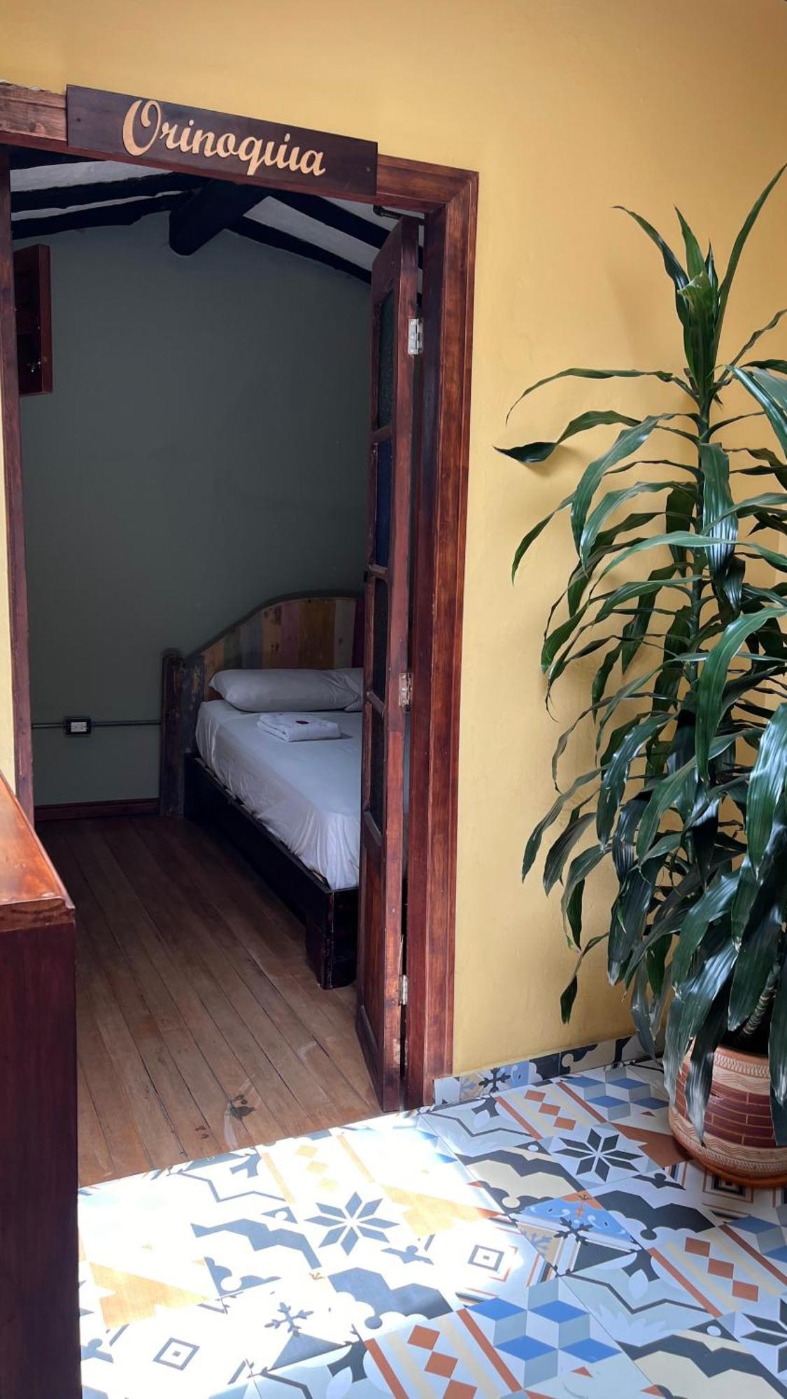 Hostal Casa Astromelia Bogota Luaran gambar